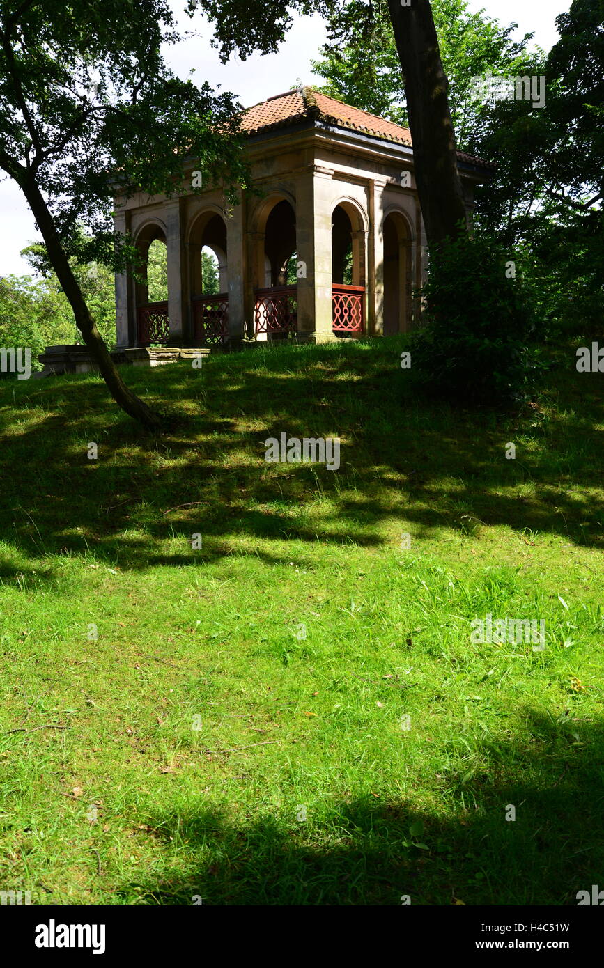 UK, Merseyside, Wirral, Birkenhead, Birkenhead Park, Italian Style Boat