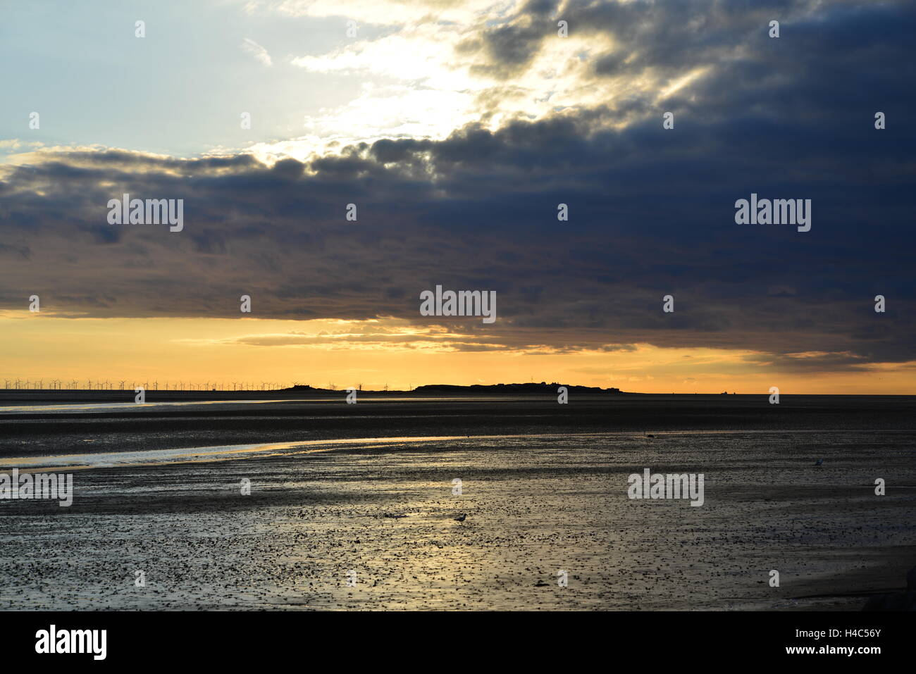 UK, Wirral, West Kirby, View to Hilbre Island Stock Photo Alamy