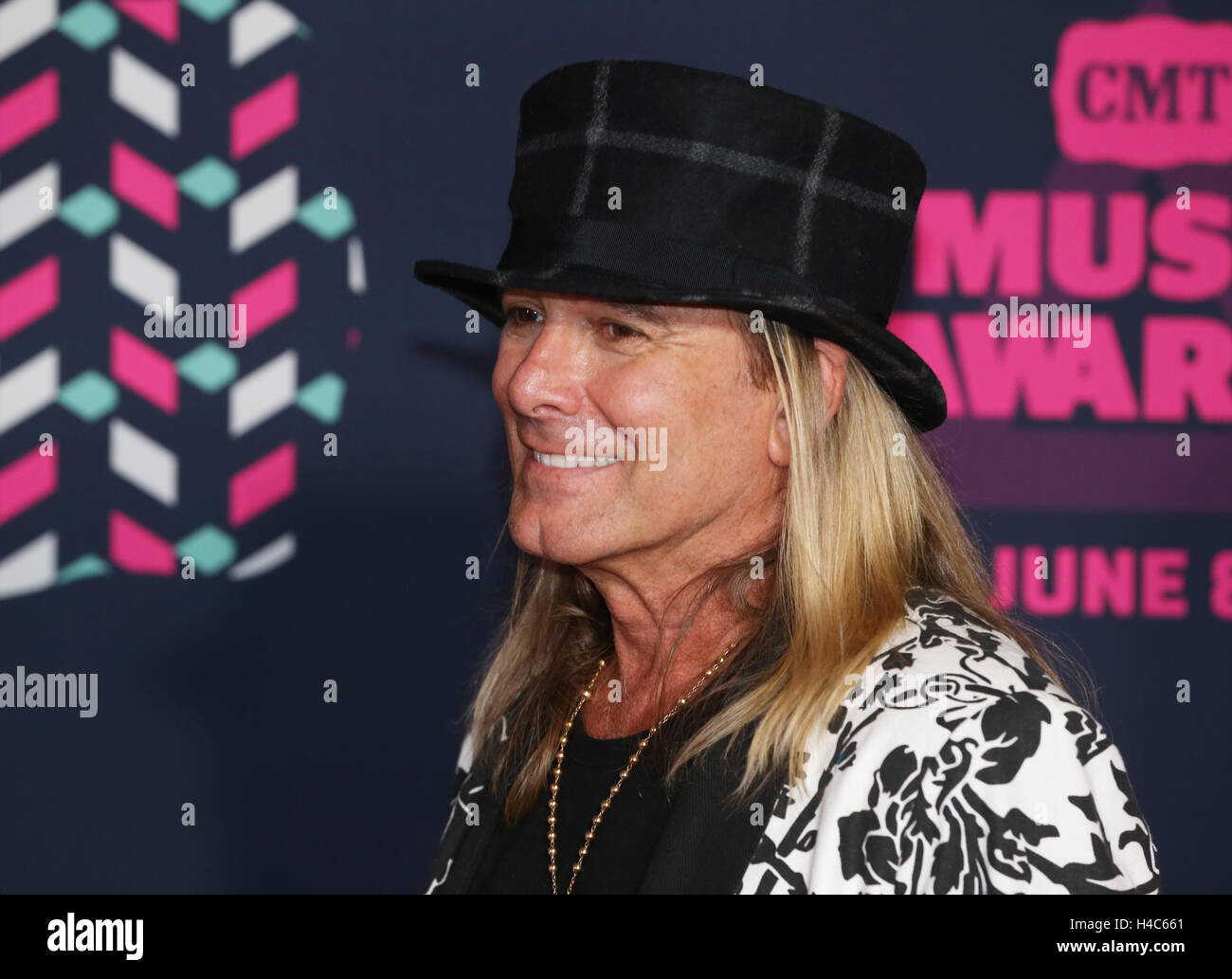 Robin zander hi-res stock photography and images - Alamy
