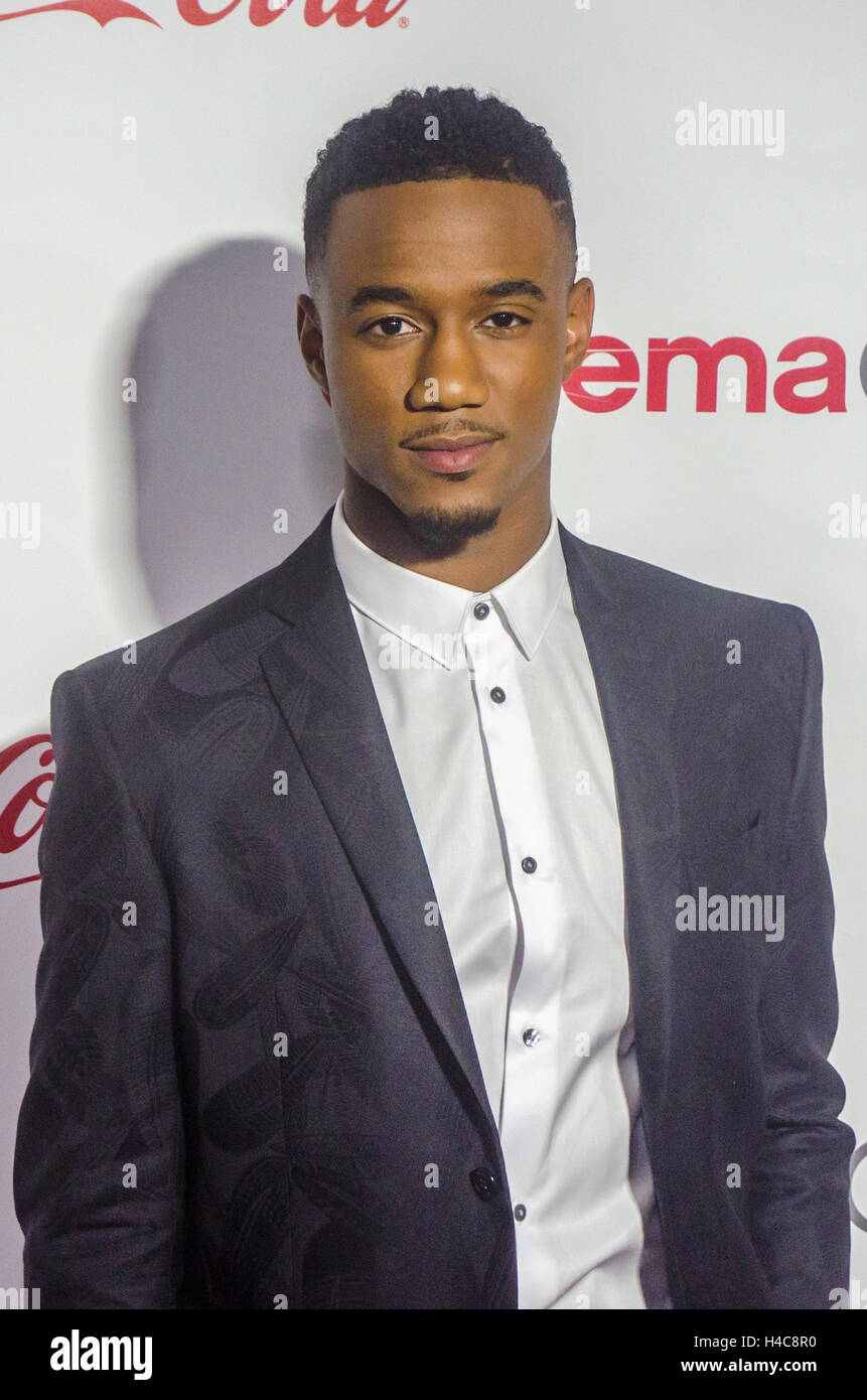 Jessie Usher Ensemble Of The Universe Award For Independence Day Resurgence On The Red Carpet Before The Cinemacon Big Screen Achievement Awards At Omnia Night Club In Caesars Palace On March 14th