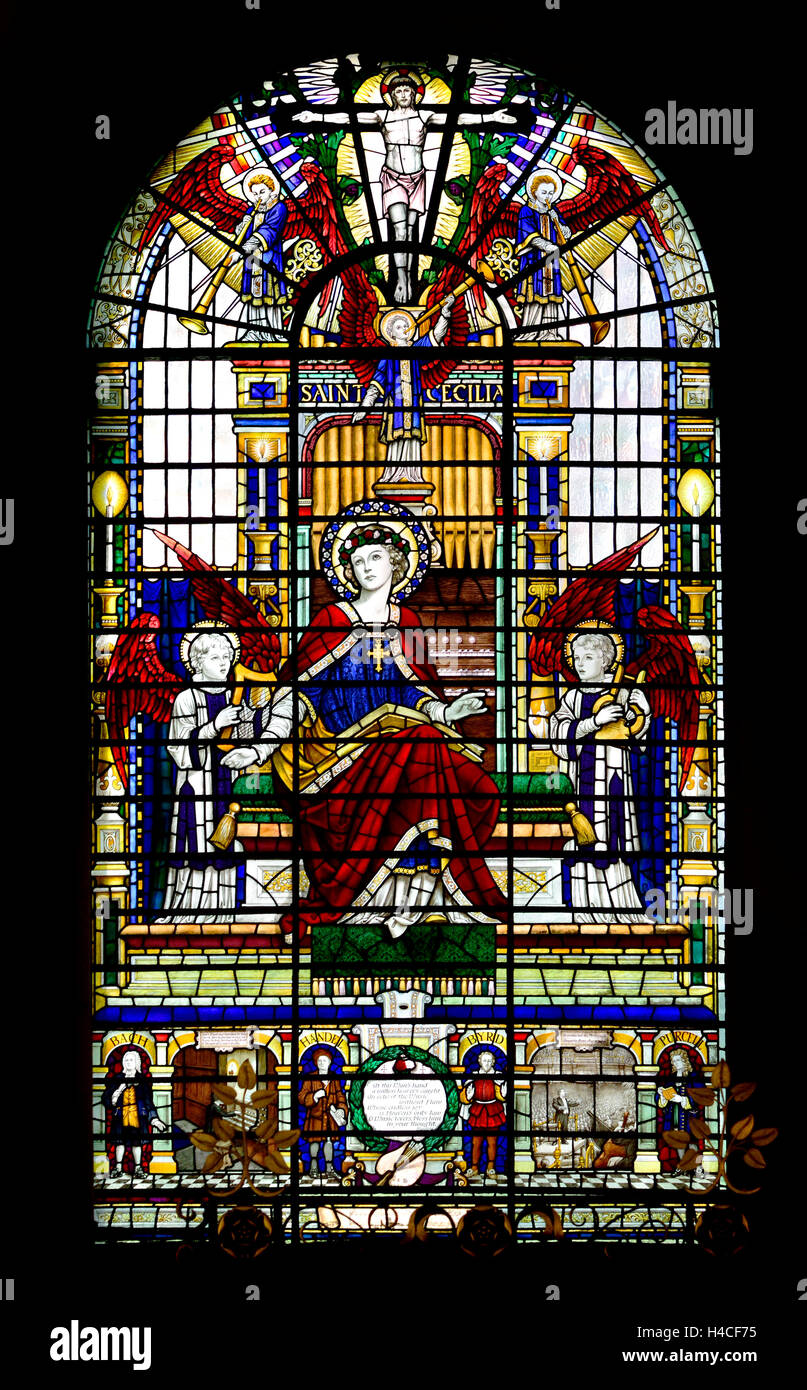 London England, UK. Church of the Holy Sepulchre / St Sepulchre Without Newgate. Stained Glass Window (1946) dedicated to Sir.... Stock Photo