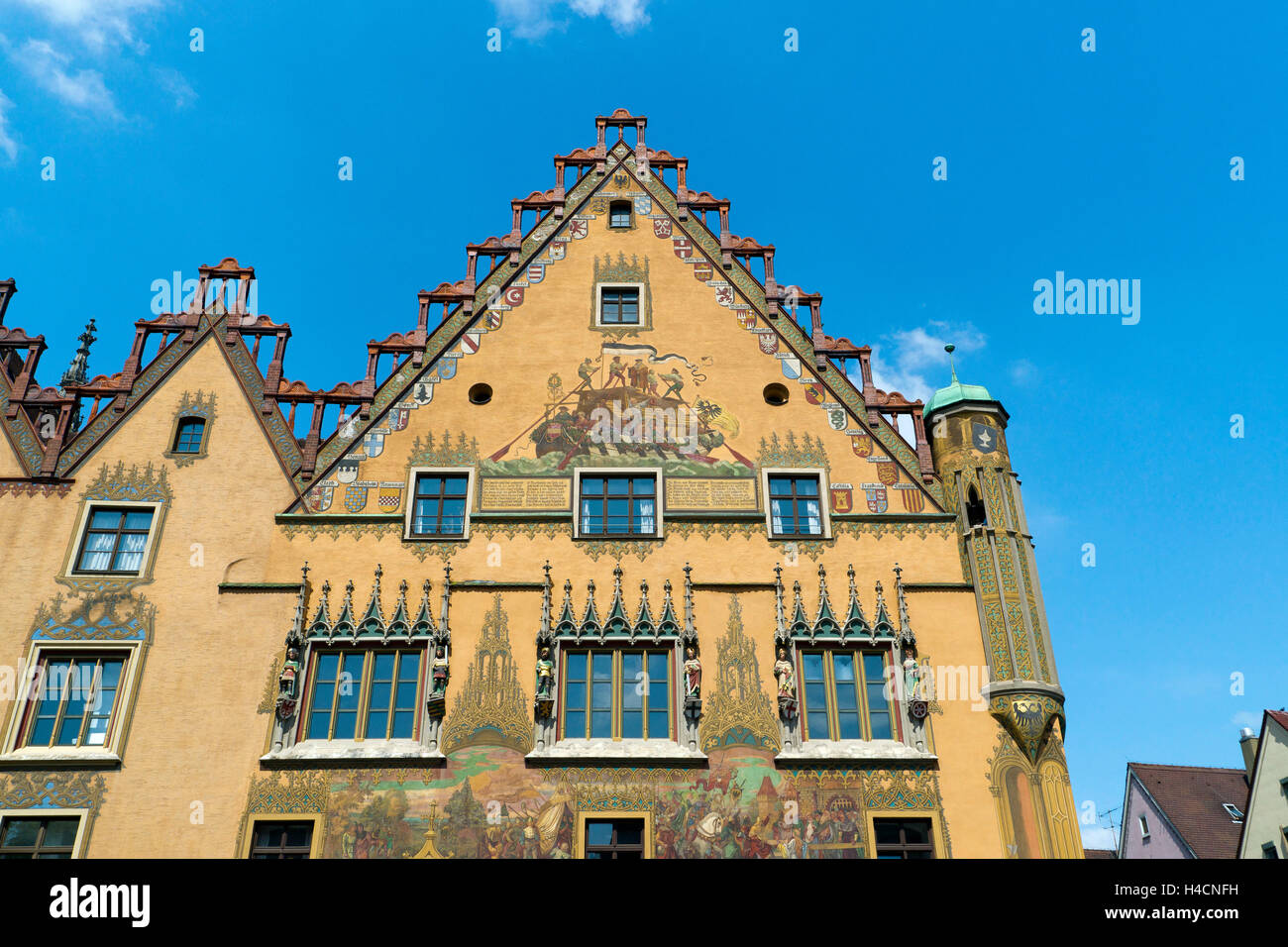 Germany, Baden-Wurttemberg, Ulm / Danube, city hall, the outside painting the south facade became in 1905 anew decorates, There is shown of a merchant ship which received 'Ulmer Schachtel' and the coats arms the towns and countries Ulmer Handelspartner, three Late-Gothic south windows Wimpergaufbauten and stone sculptures six electors from champion Hartmann, on the right bay window turret, Stock Photo
