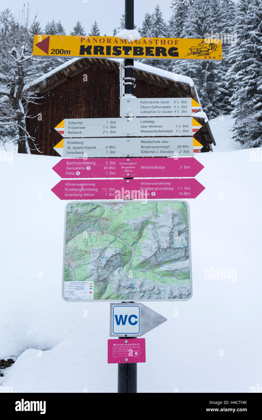 Orientation signs hi-res stock photography and images - Alamy