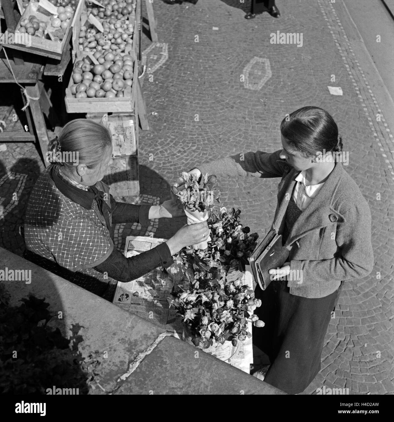 Blumen jung Black and White Stock Photos & Images Alamy