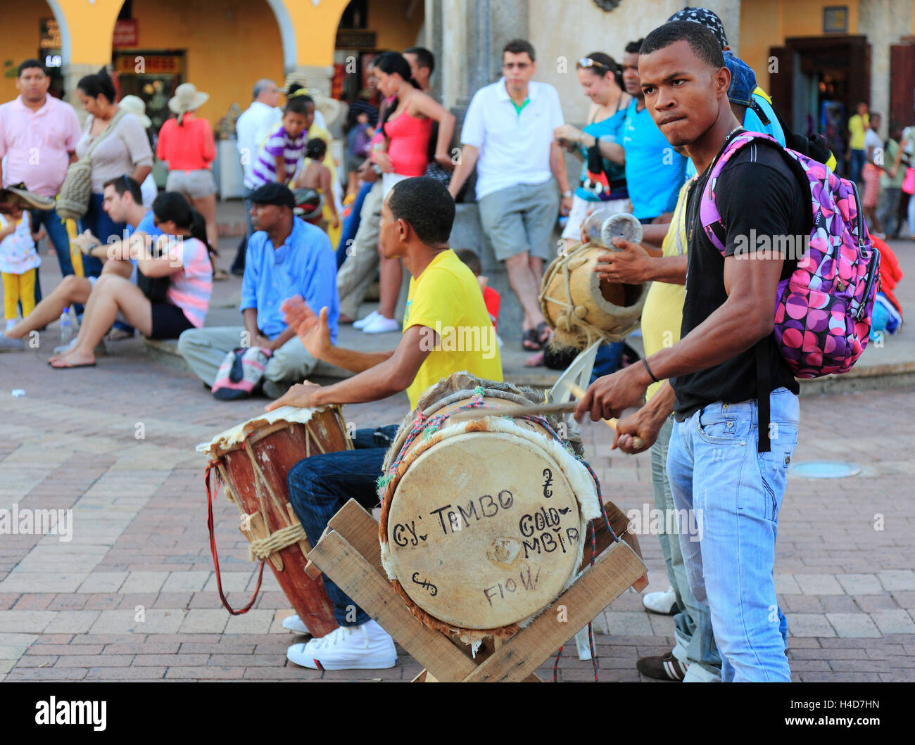 The republic Colombia, Departamento Bolivar, city Cartagena de Indias, musicians, young people make music in the Old Town, Stock Photo