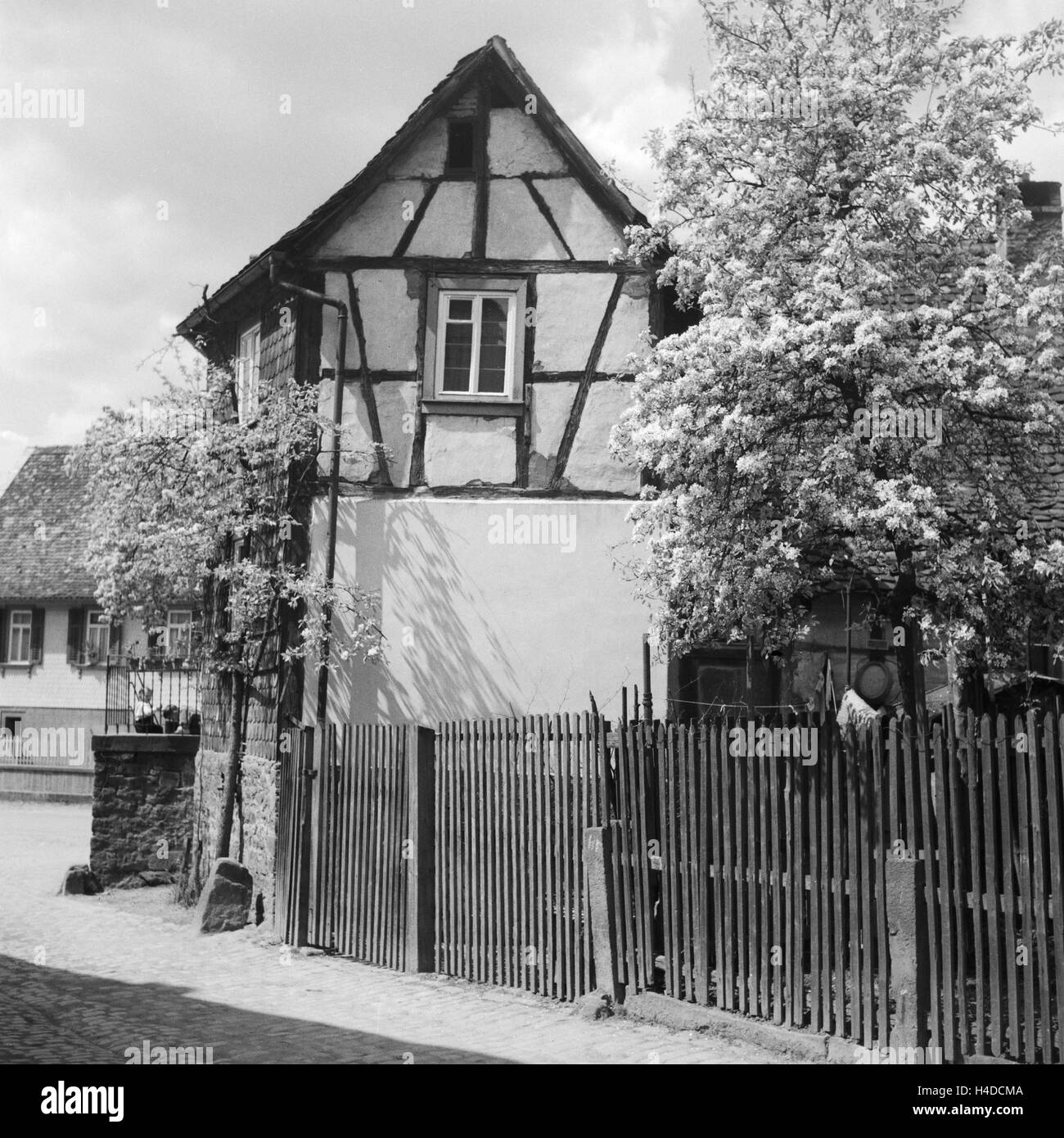 Fachwerkhaus in Michelstadt im Odenwald, Deutschland 1930er Jahre ...