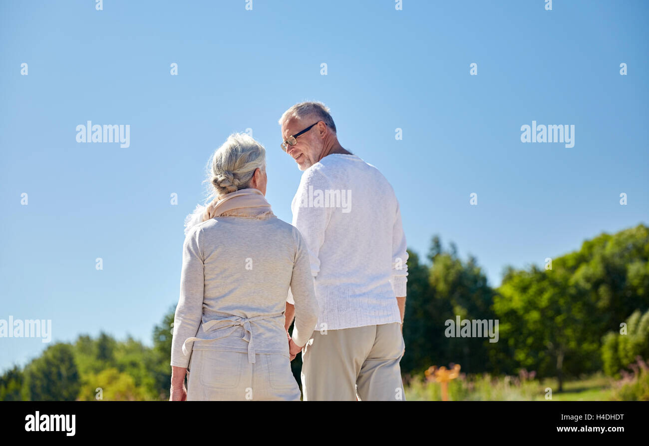 Senior walking happy hi-res stock photography and images - Alamy