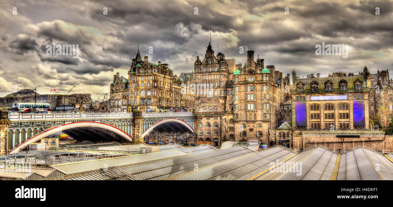 North Bridge above Waverley Station in Edinburgh, Scotland Stock Photo