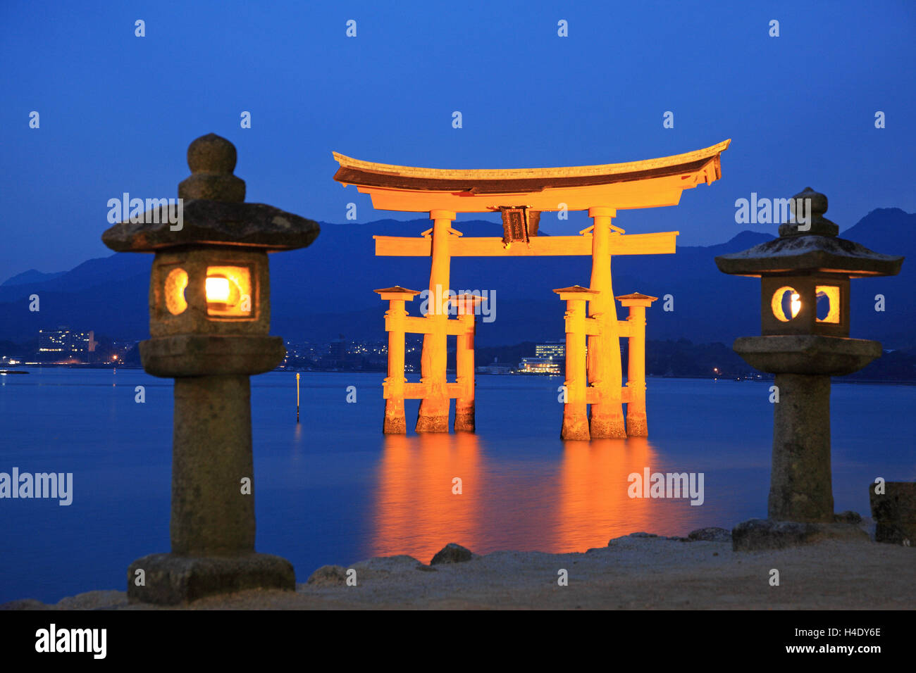 Japan, Hiroshima, Miyajima Iceland, Itsukushima Shrine, UNESCO World Heritage, Torii Gate Stock Photo