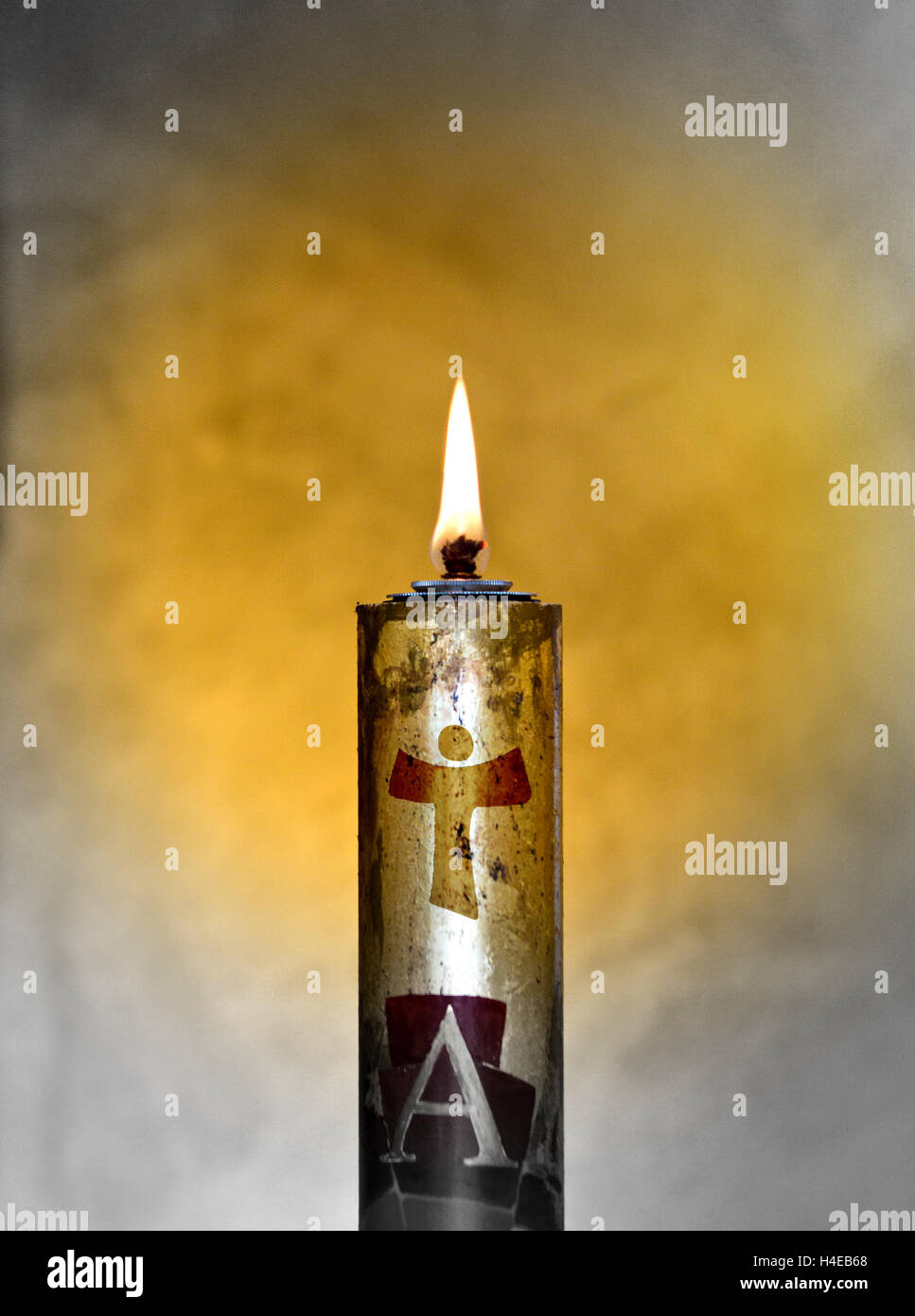 Paschal candle High Resolution Stock Photography and Images Alamy