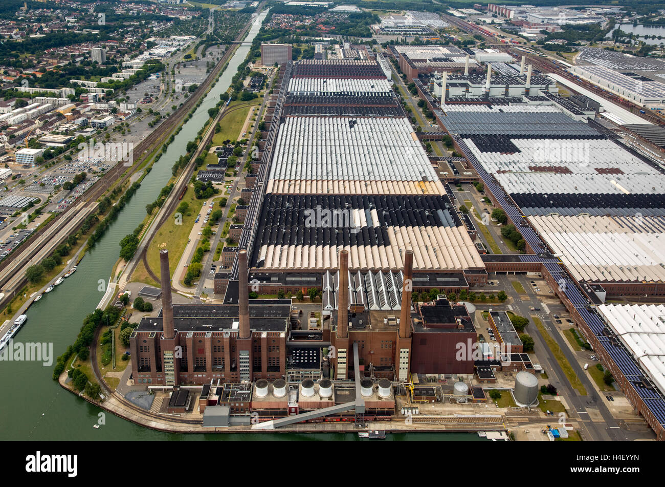 Aerial view, Volkswagen factory with heating plant VW Südstraße, Lower