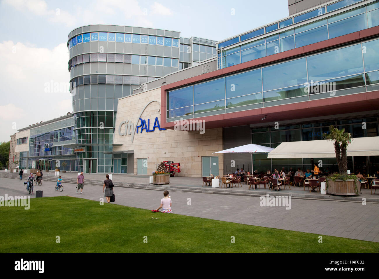Mercatorhalle venue and concert hall, City Palace, Duisburg, Ruhrgebiet region, North Rhine-Westphalia Stock Photo