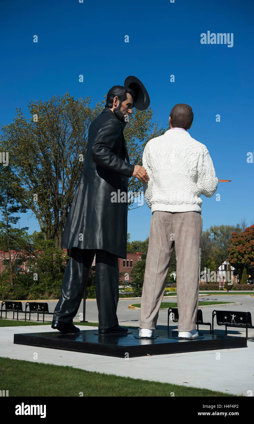 Giant size Seward Johnson bronze sculptures entitled "Return Visit
