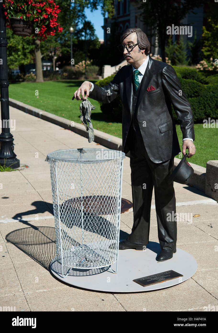 Seward Johnson bronze sculptures exhibited around the town of Crown