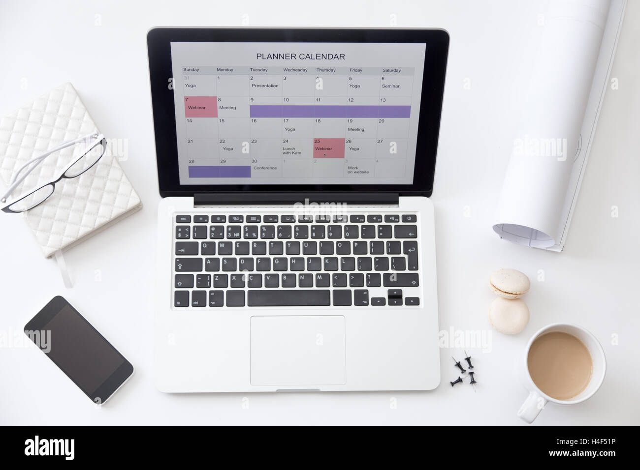 Calendar plan screen hi-res stock photography and images - Alamy