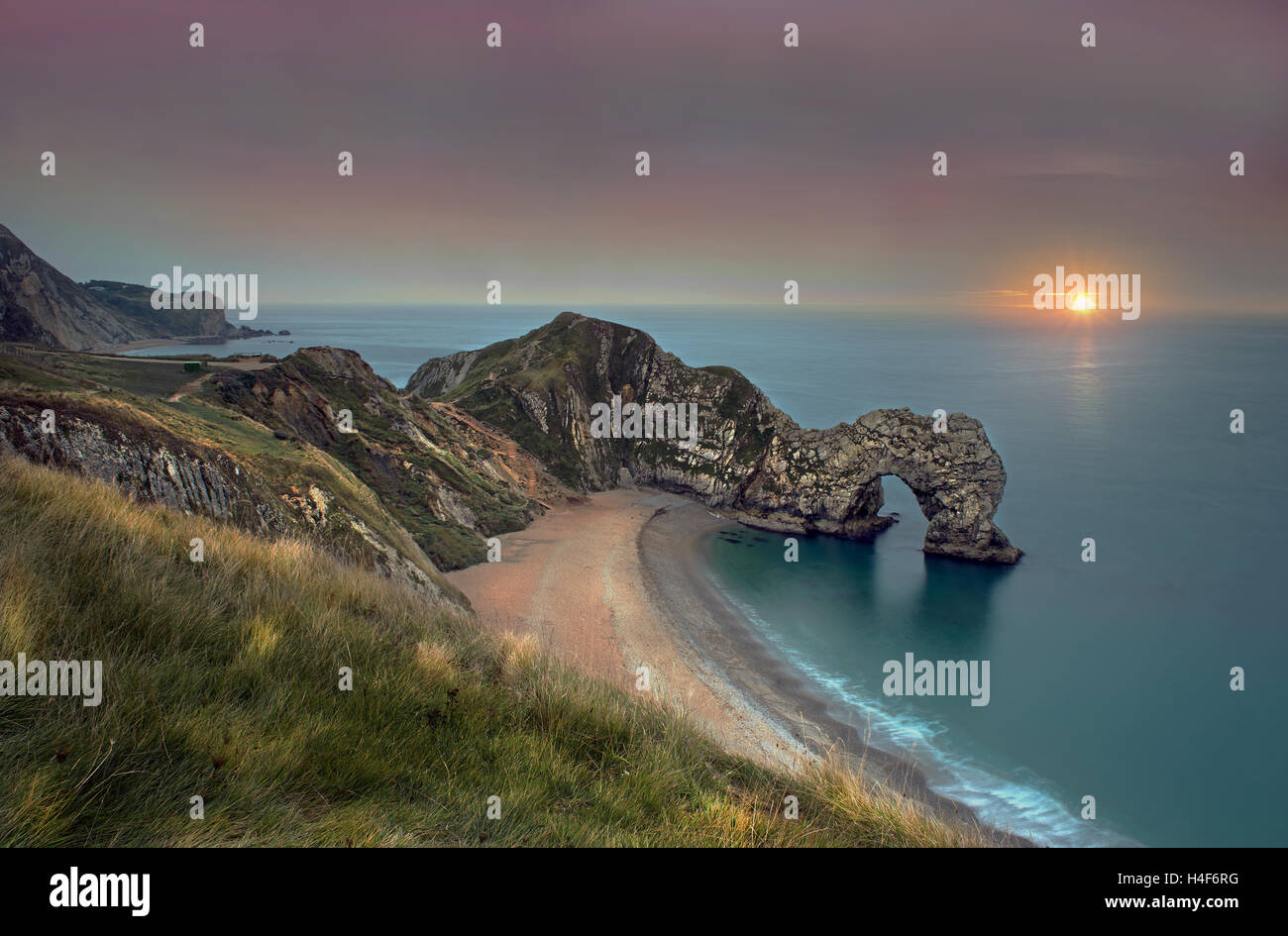Durdle Door Along The Jurassic Coast At Sunrise Dorset England Uk 