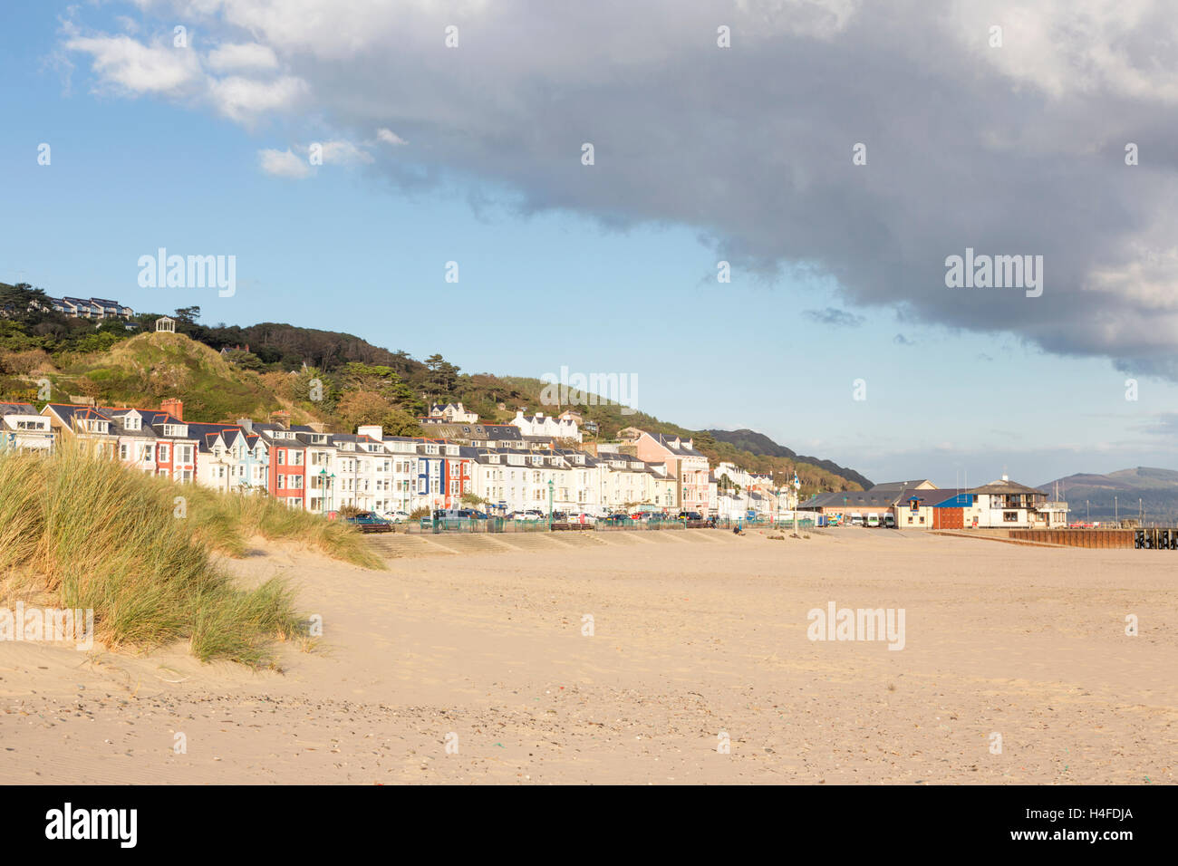 The Welsh coastal town of Aberdovey (Aberdyfi), Gwynedd, West Wales, UK