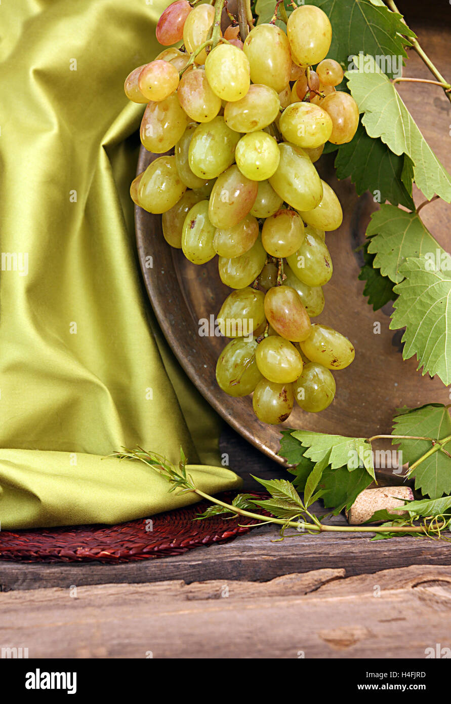 Order Organic Green Grapes