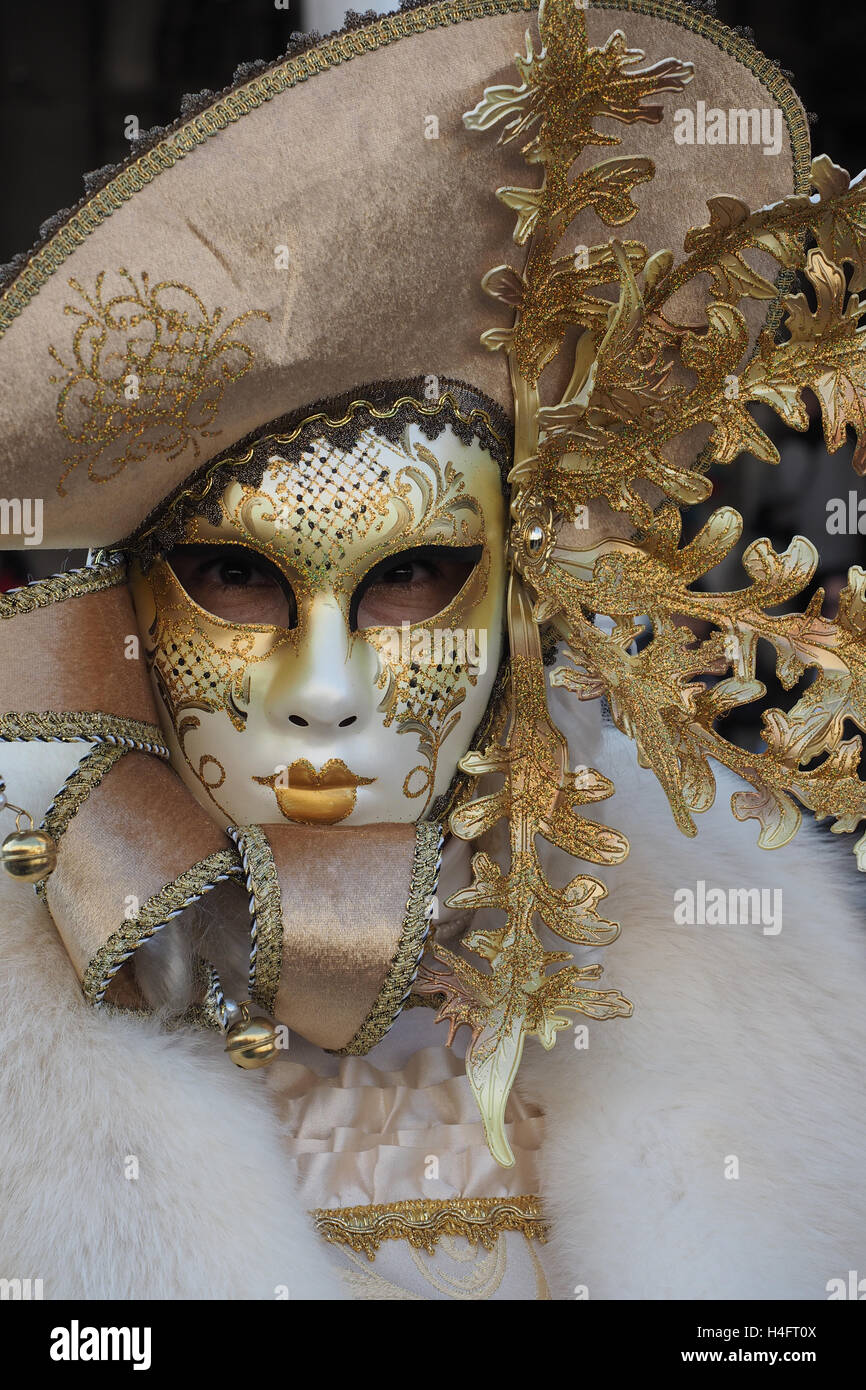 Download Golden Mask Venice Italy Stock Photo Alamy Yellowimages Mockups
