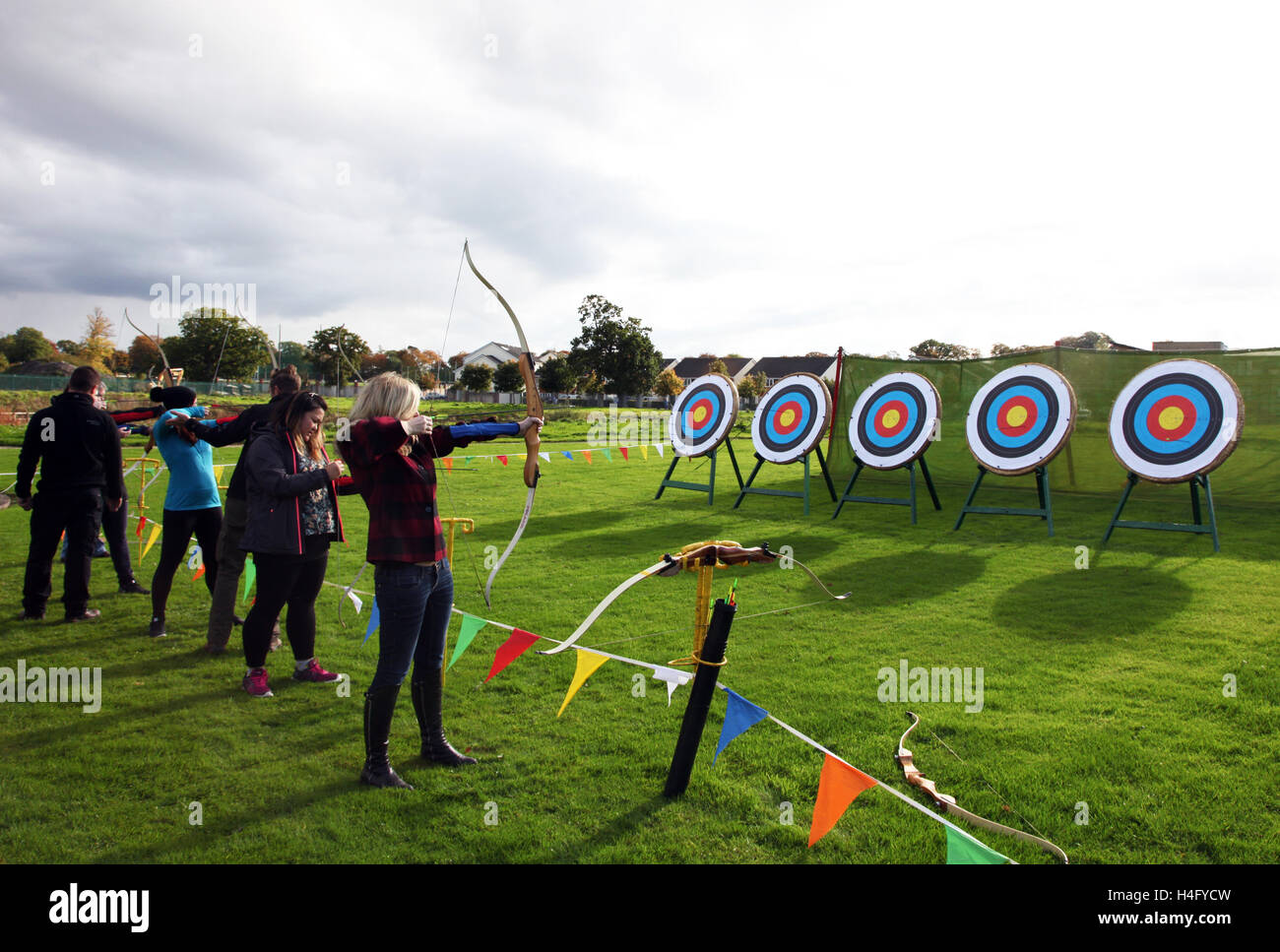 Archery hires stock photography and images Alamy