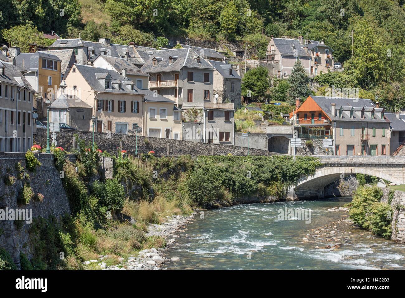 D Aure Dans Les Pyrénées En 5 Lettres