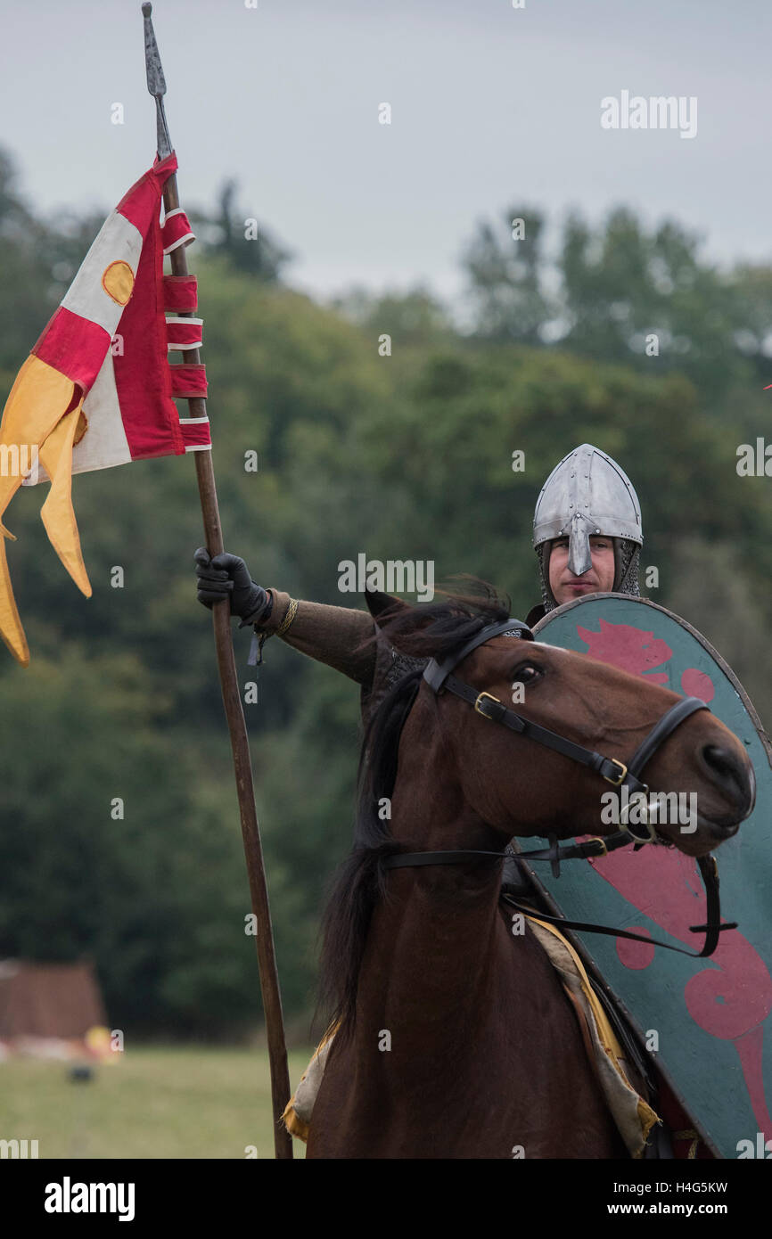 Norman cavalry, 1066 hi-res stock photography and images - Alamy