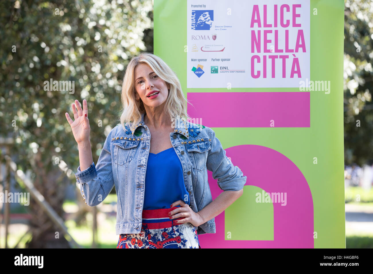 Rome, Italy. 16th October 2016. Alessia Marcuzzi at photocall and Red Carpet for the film 'Cicogne in missione' at Rome Film Festival 2016 Credit: Luigi de Pompeis/Alamy Live News Stock Photo