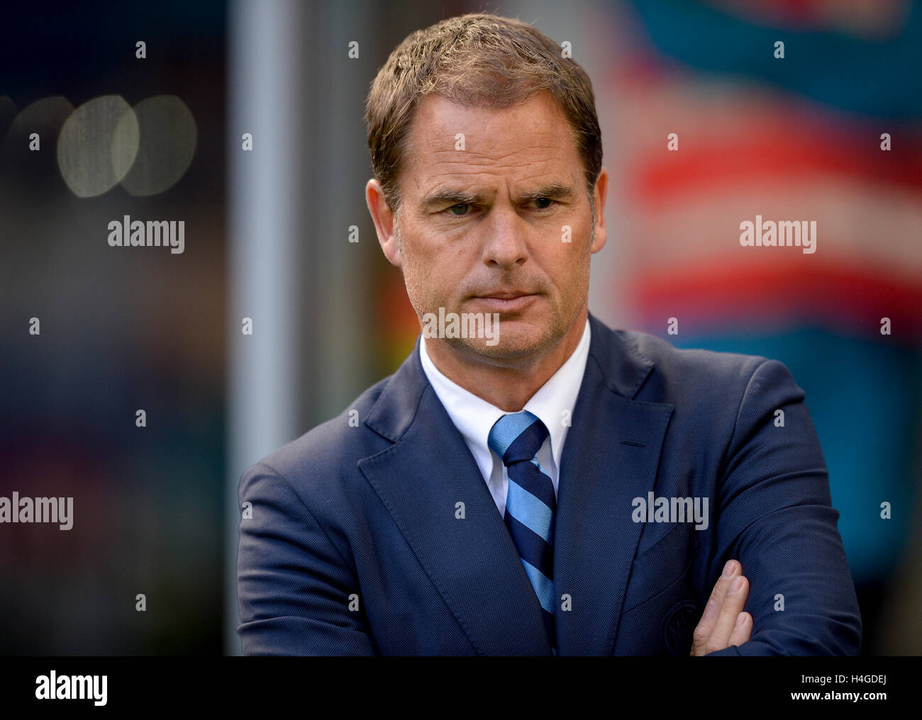 Milan, Italy, 16 october 2016: Frank de Boer looks on during the Serie A football match between FC Internazionale and Cagliari Calcio. Credit:  Nicolò Campo/Alamy Live News Stock Photo