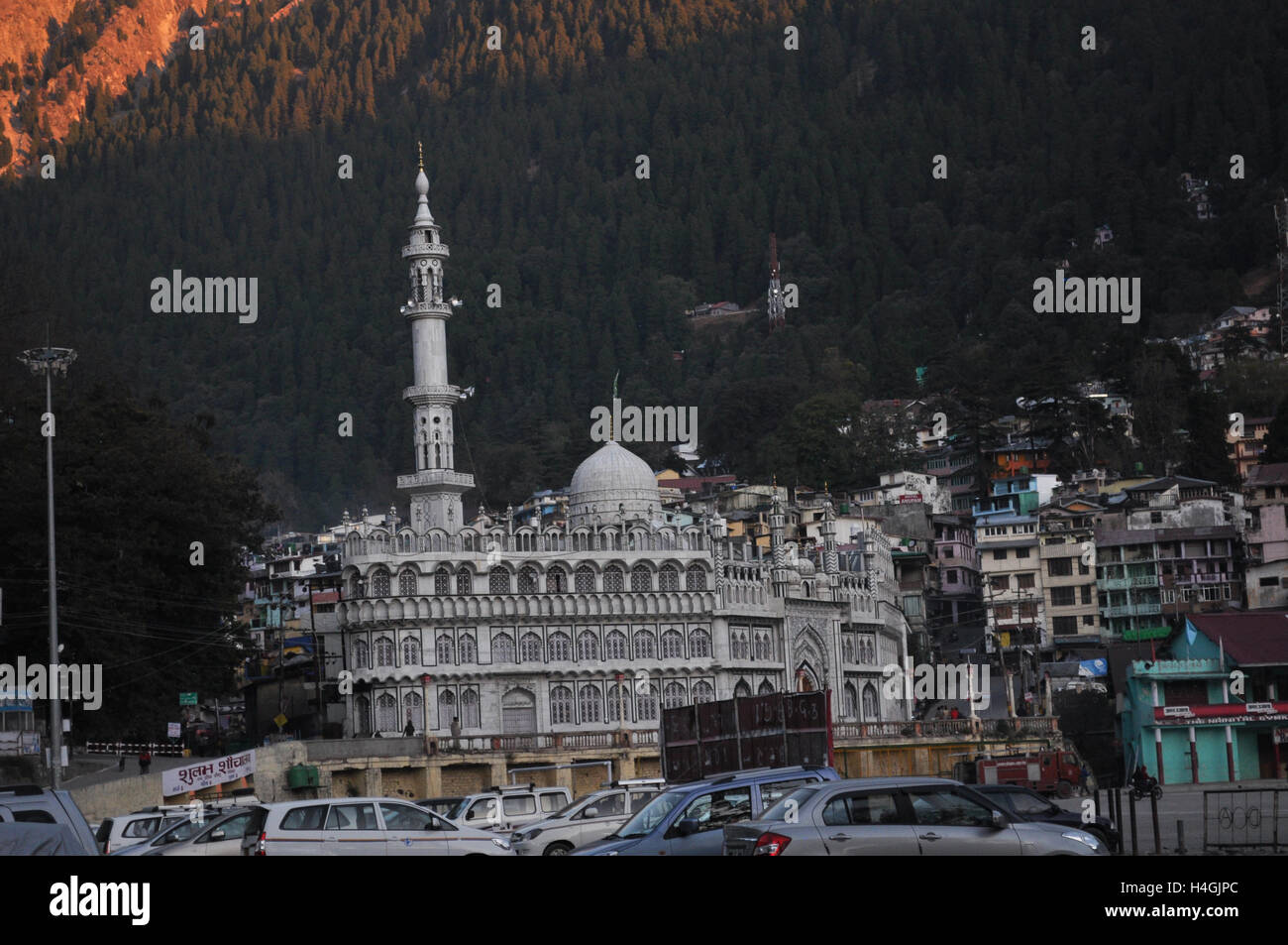 Nainital, Uttarakhand, India November 11, 2015 The Beautiful Jama