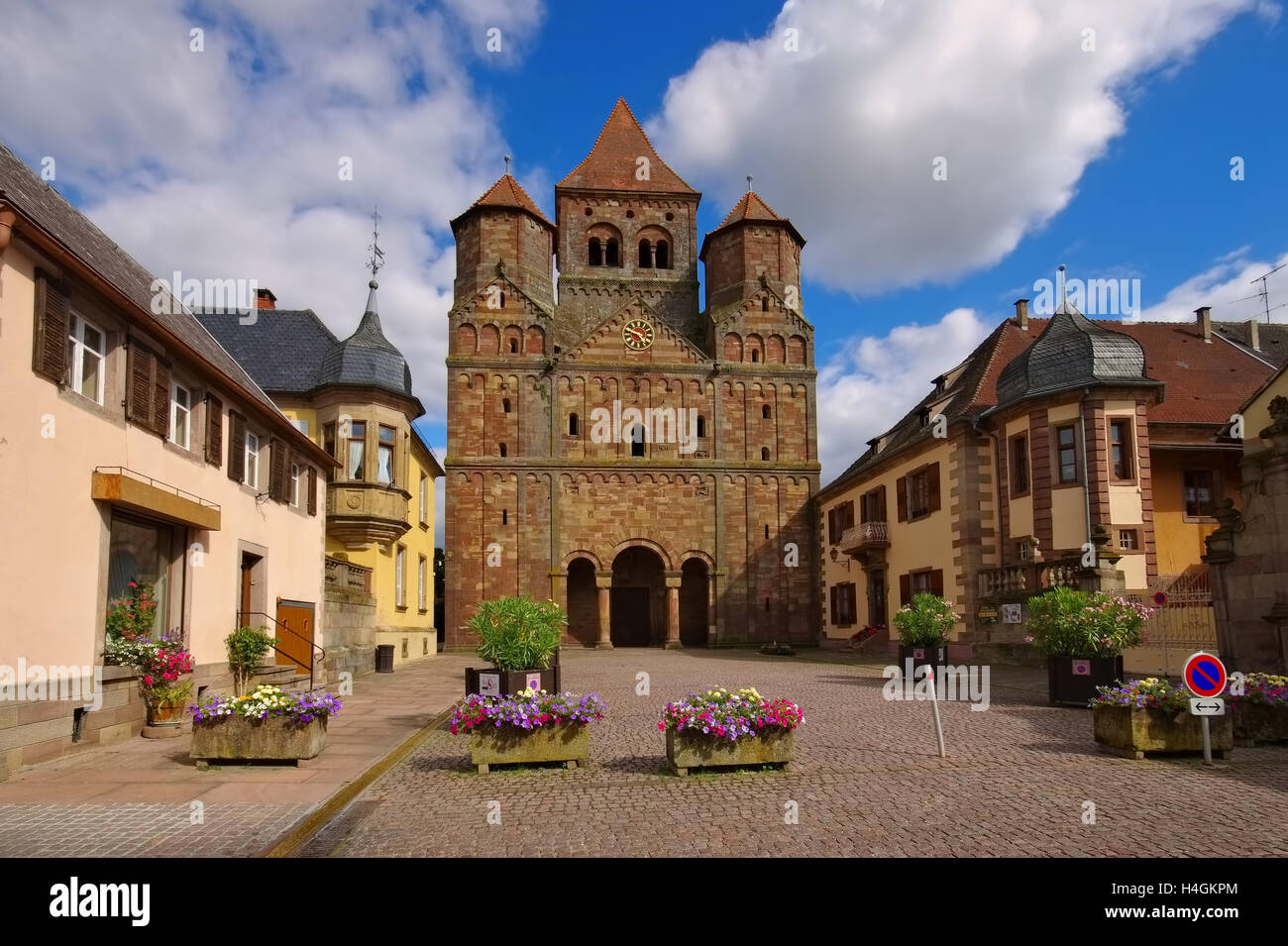 Marmoutier Abbaye Saint-Etienne im Elsass - Marmoutier Abbaye Saint-Etienne in Alsace, France Stock Photo