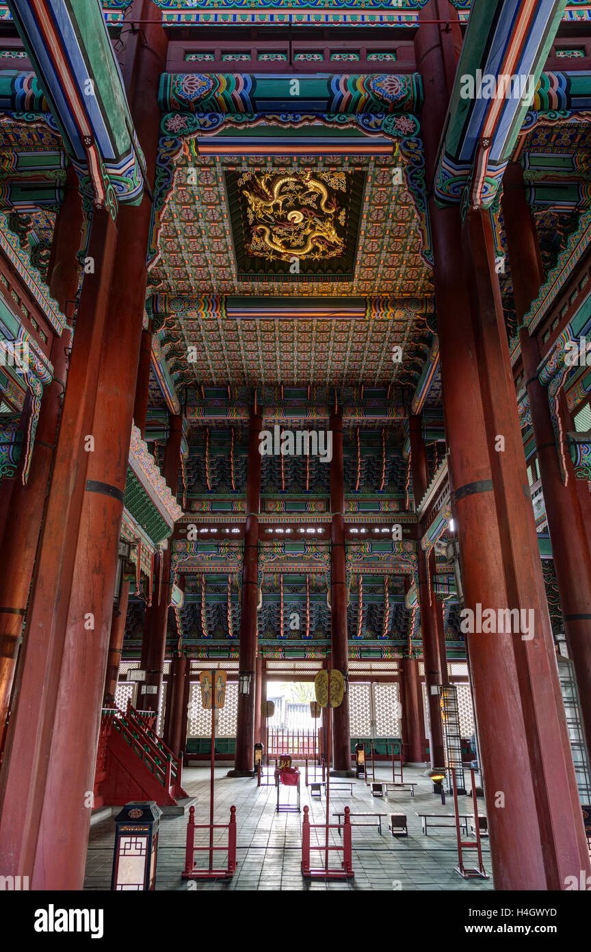 Main throne hall in hi res stock photography and images Alamy