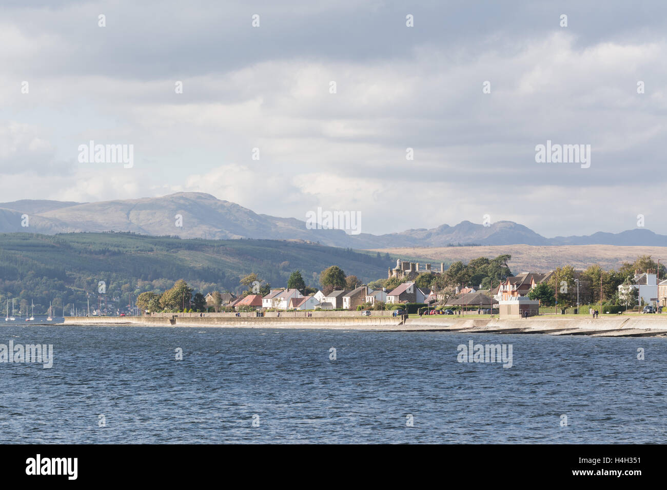 Helensburgh seafront, Argyll and Bute, Scotland on the north shore of the Firth of Clyde - part of The Clyde Sea Lochs Trail Stock Photo