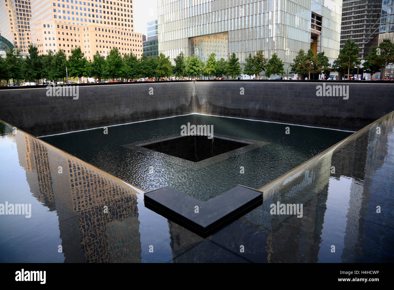The 9/11 Memorial Pool, Lower Manhattan, New York, USA Stock Photo - Alamy