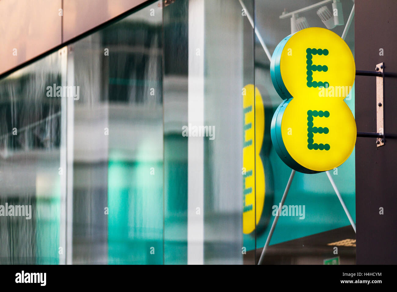 Ee limited hi-res stock photography and images - Alamy