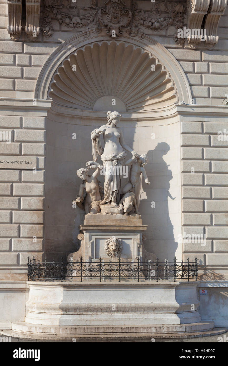 Tethys statue, Lloyd Adriatico Palace, Italy square, Trieste,  Friuli-Venezia Giulia, Italy Stock Photo - Alamy
