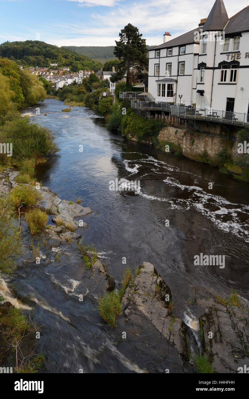 River Dee flowing through the North East Welsh town of Llangollen, a popular tourist destination. Stock Photo