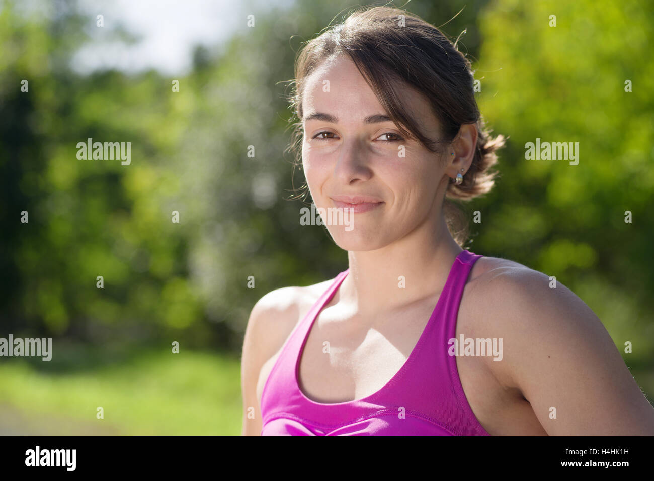 portrait of a young sporty woman in the countryside Stock Photo Alamy