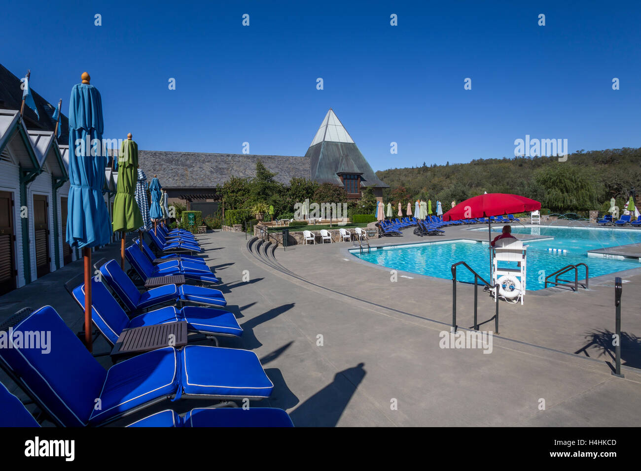 freshwater swimming pool, outdoor swimming pool, swimming pool, Francis