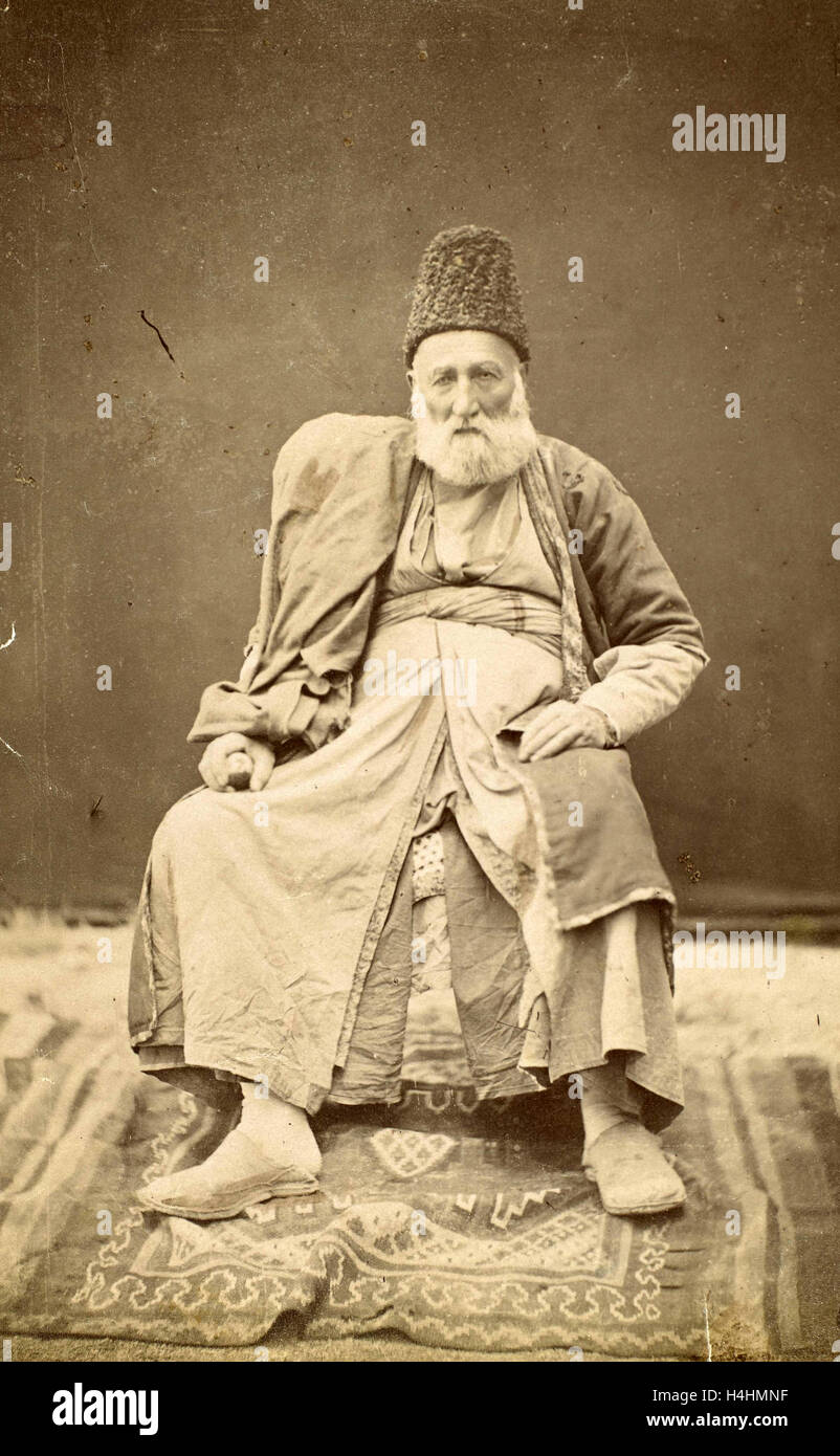 Portrait of an old man, a follower of Zoroastrianism, Antoine Sevruguin attributed to, c. 1880 - c. 1895 Stock Photo