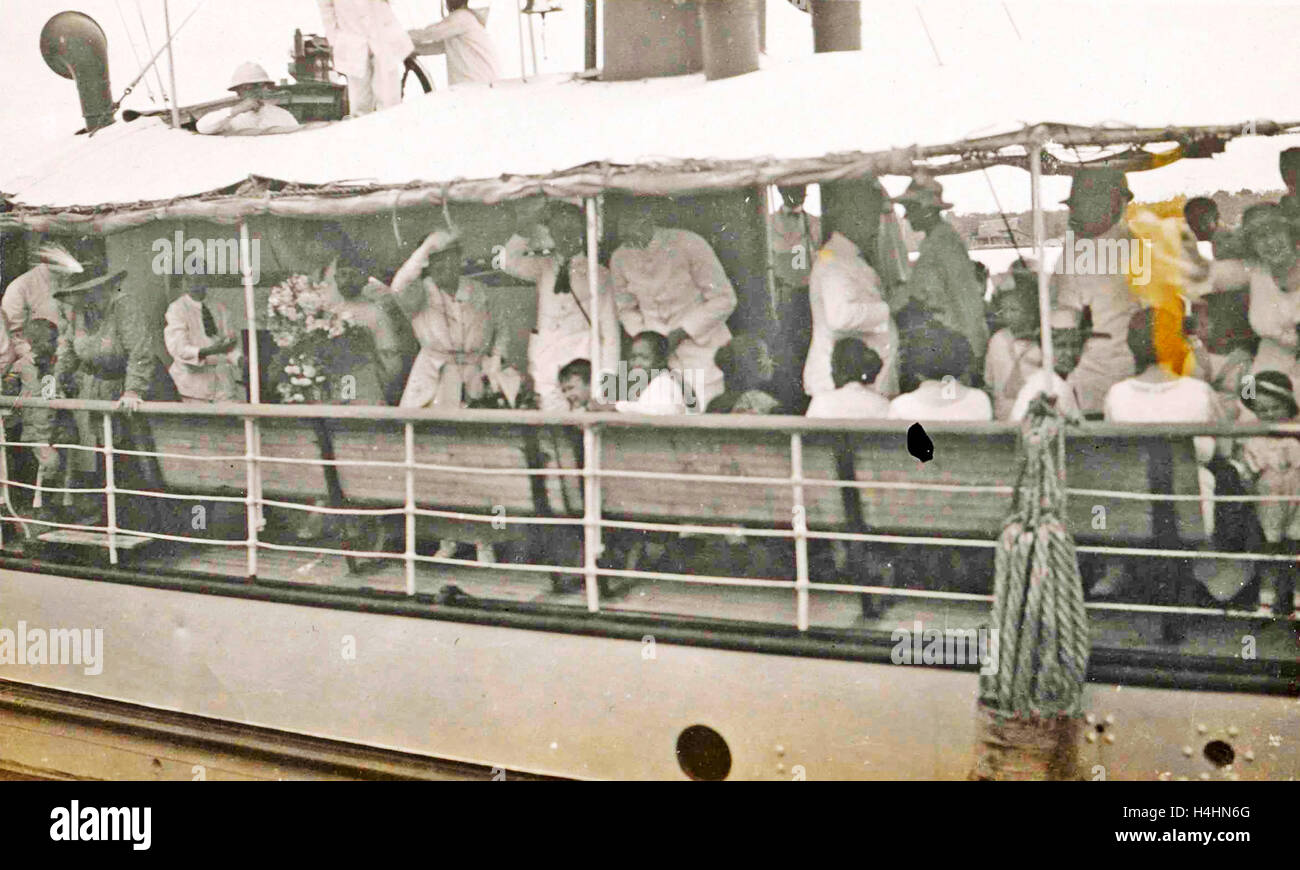 Java indonesia ship departure hi-res stock photography and images - Alamy