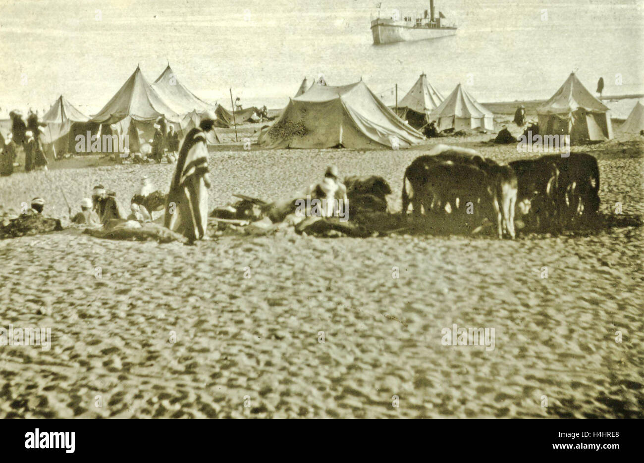 Suez Canal Inauguration Ismailia, Arab camp at Lake Timsah, Egypt, Ferrier Père-Fils et Soulier, Léon & Lévy, M. Léon Stock Photo