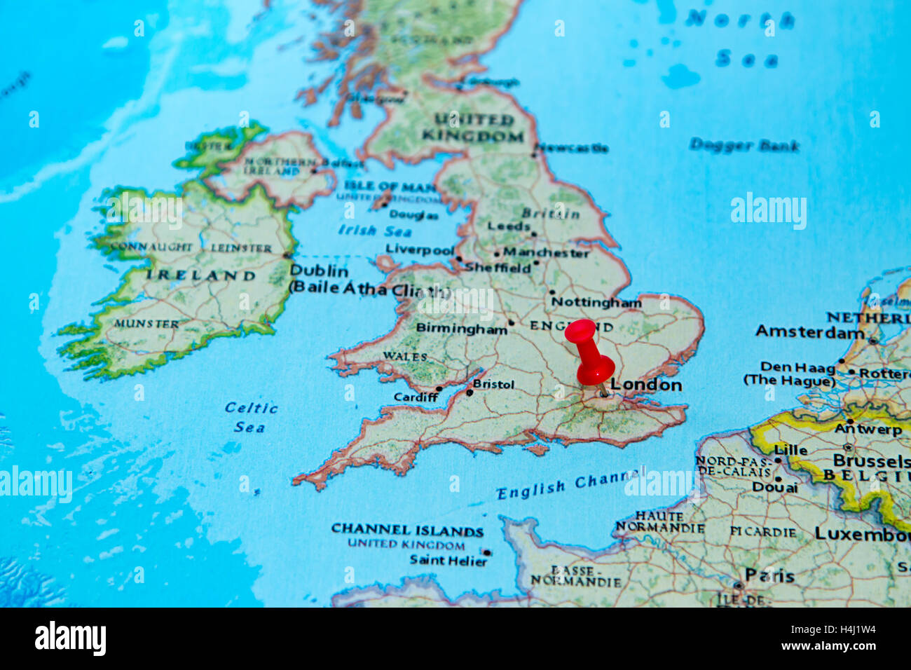 London, U.K. pinned on a map of Europe Stock Photo - Alamy