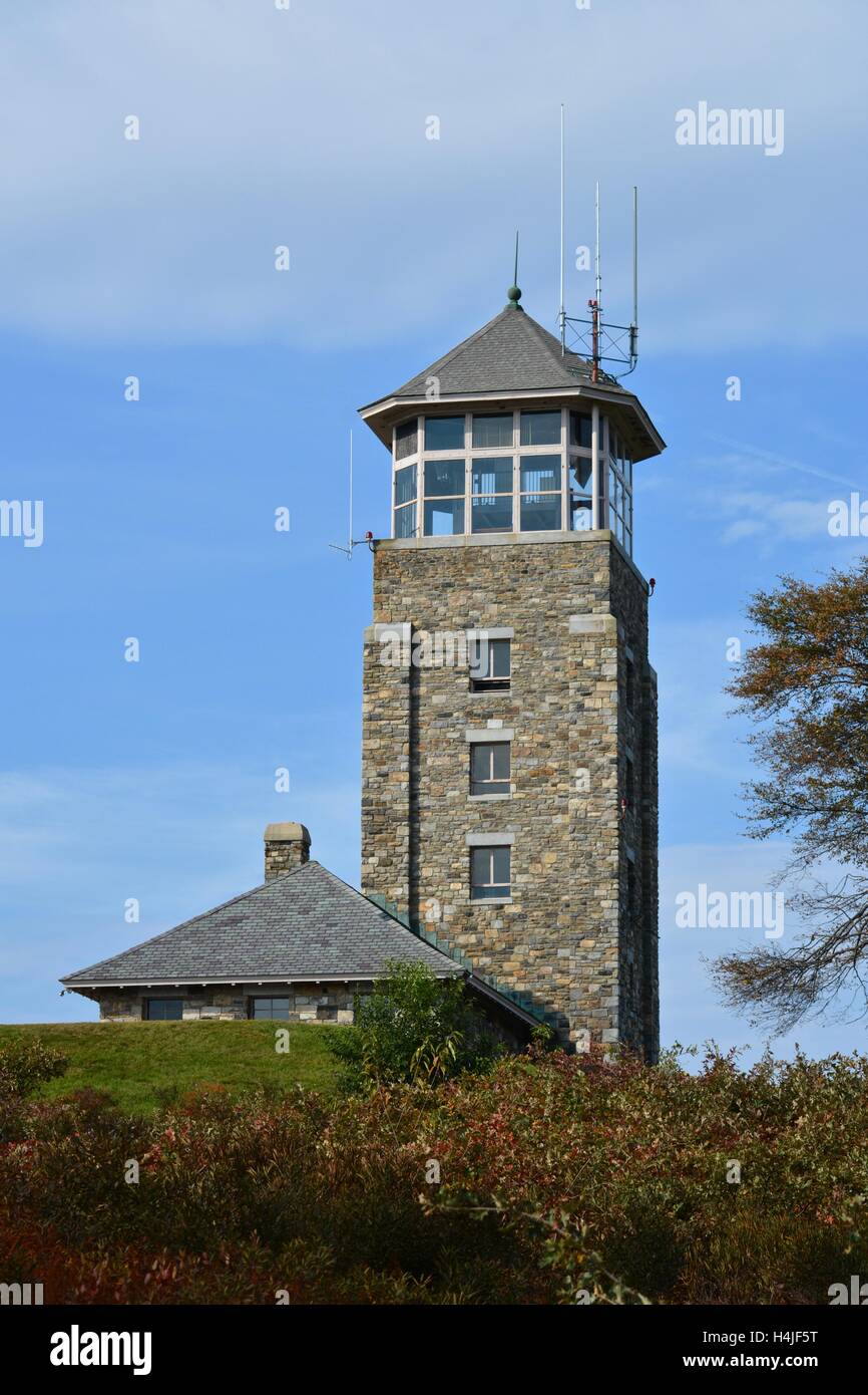 An observation tower on Quabbin Hill along the Quabbin Reservoir in Ware, Western Massachusetts. Stock Photo