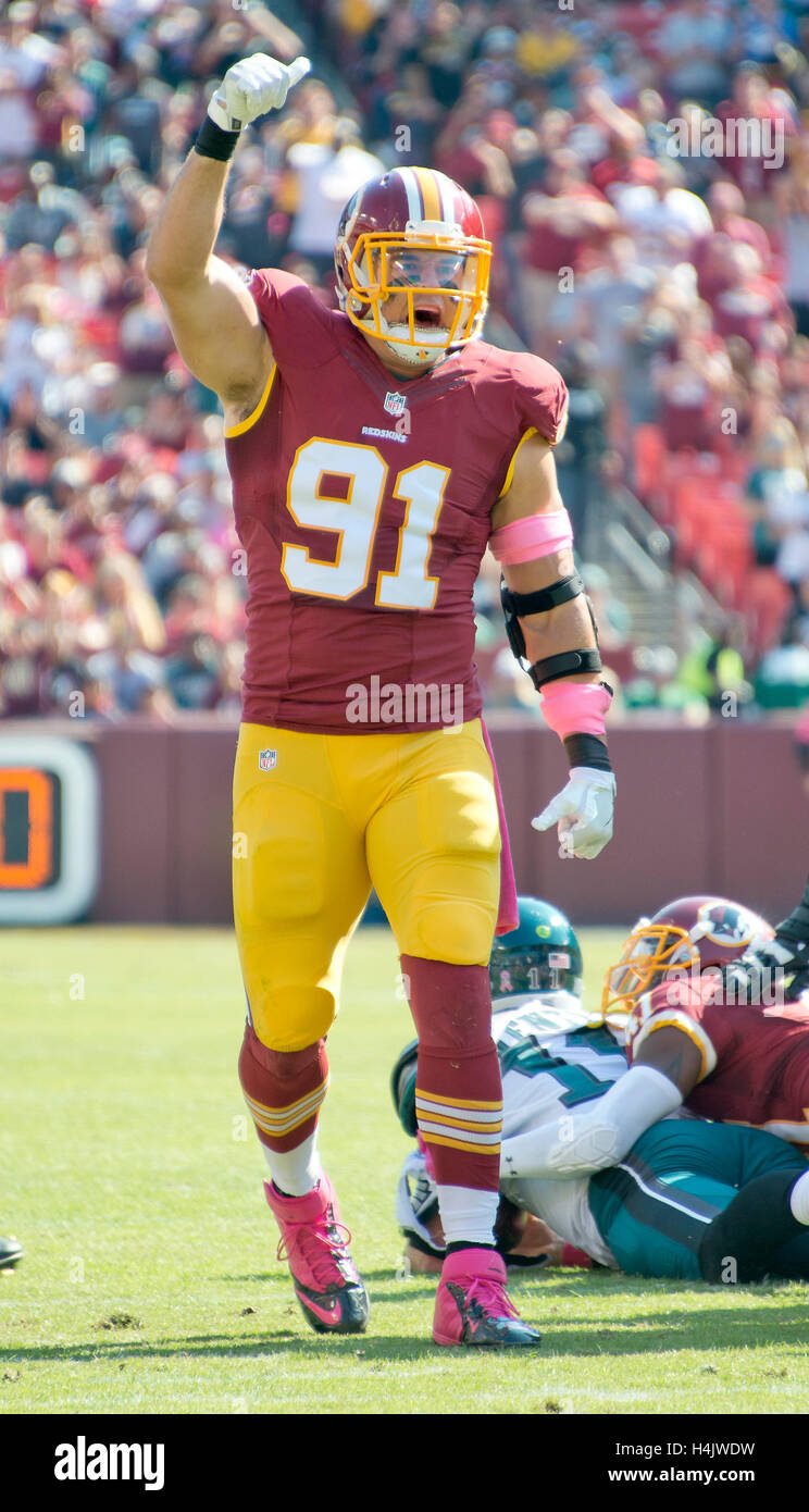 Washington Redskins outside linebacker Ryan Kerrigan (91) is blocked by  Oakland Raiders offensive tackle Donald Penn (72) during an NFL football  game between the Oakland Raiders and Washington Red …