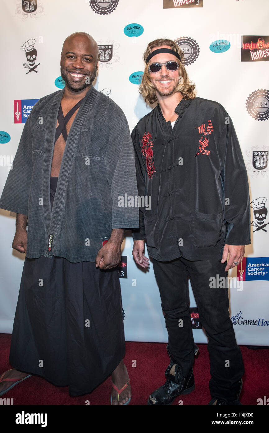 Los Angeles, USA. 15th Oct, 2016. Kevin Daniels, Wes Ramsey arrives at  Halloween Hotness 3 in