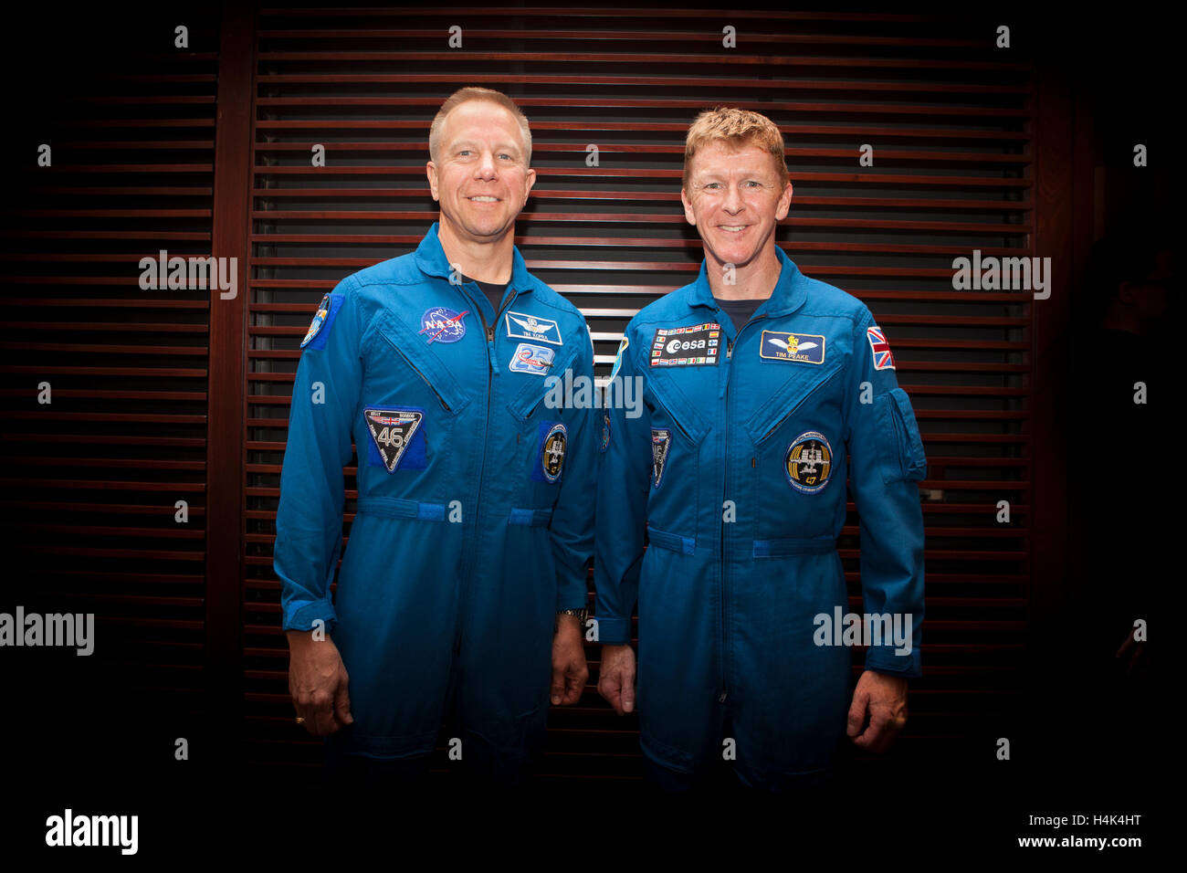 Edinburgh, UK. 17th October 2016. Edinburgh International Science Festival in partnership with European Space Agency an evening with Tim Peake and Tim Kopra at Usher hall Edinburgh. Pako Mera/Alamy Live News Stock Photo