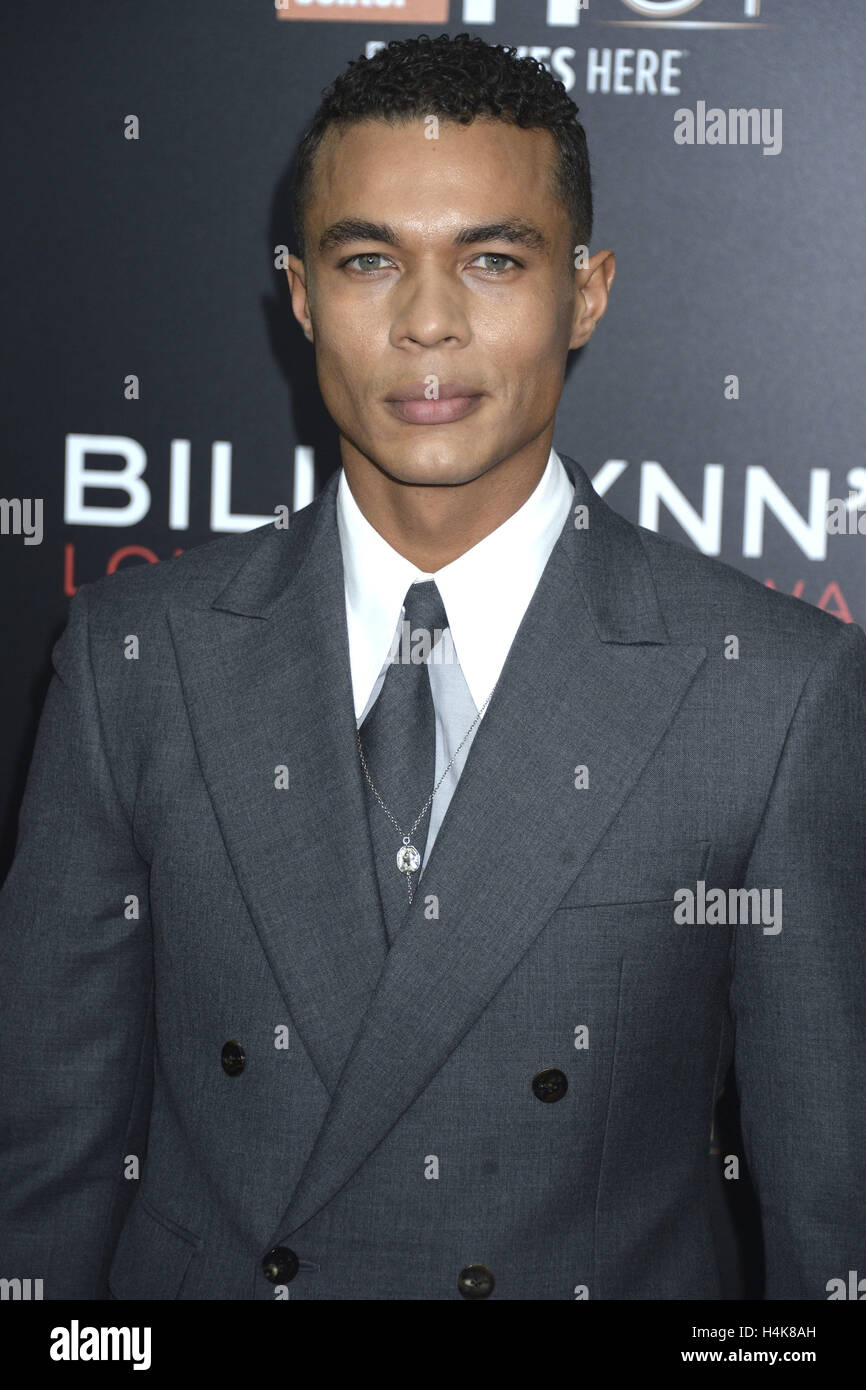 New York City. 14th Oct, 2016. Ismael Cruz Cordova attends the 'Billy Lynn's Long Halftime Walk' premiere during the 54th New York Film Festival at AMC Lincoln Square Theater on October 14, 2016 in New York City. | Verwendung weltweit © dpa/Alamy Live News Stock Photo