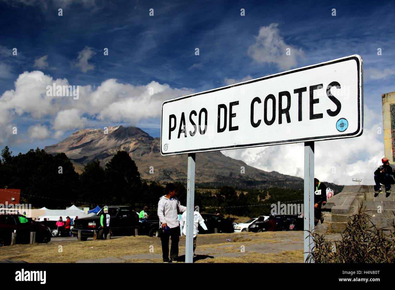 Paso de cortes in Mexico at the Popocatepetl volcano Stock Photo - Alamy