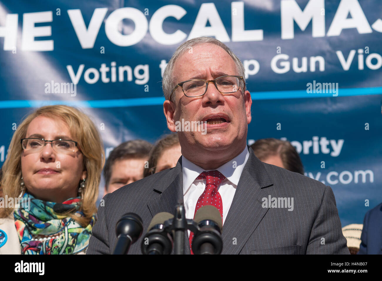 New York, United States. 17th Oct, 2016. NYC Comptroller Scott Stringer speaks at the rally. A rally for gun law reform was held on the steps of New York City's City Hall as part of a 42-day, 14-state 'Vocal Majority' bus tour by Americans for Responsible Solutions PAC Co-founders Former Senator Gabby Giffords and former NASA astronaut Mark Kelly accompanied by NYC elected officials and First Lady Chirlaine McCray. Credit:  Albin Lohr-Jones/Pacific Press/Alamy Live News Stock Photo