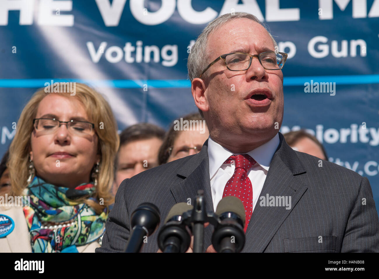 New York, United States. 17th Oct, 2016. NYC Comptroller Scott Stringer speaks at the rally. A rally for gun law reform was held on the steps of New York City's City Hall as part of a 42-day, 14-state 'Vocal Majority' bus tour by Americans for Responsible Solutions PAC Co-founders Former Senator Gabby Giffords and former NASA astronaut Mark Kelly accompanied by NYC elected officials and First Lady Chirlaine McCray. Credit:  Albin Lohr-Jones/Pacific Press/Alamy Live News Stock Photo